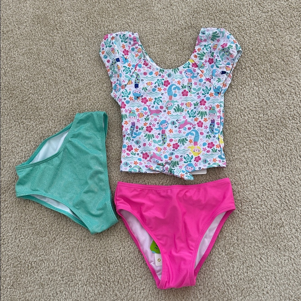 NWT girls 3 piece Flap Happy swim set size 6